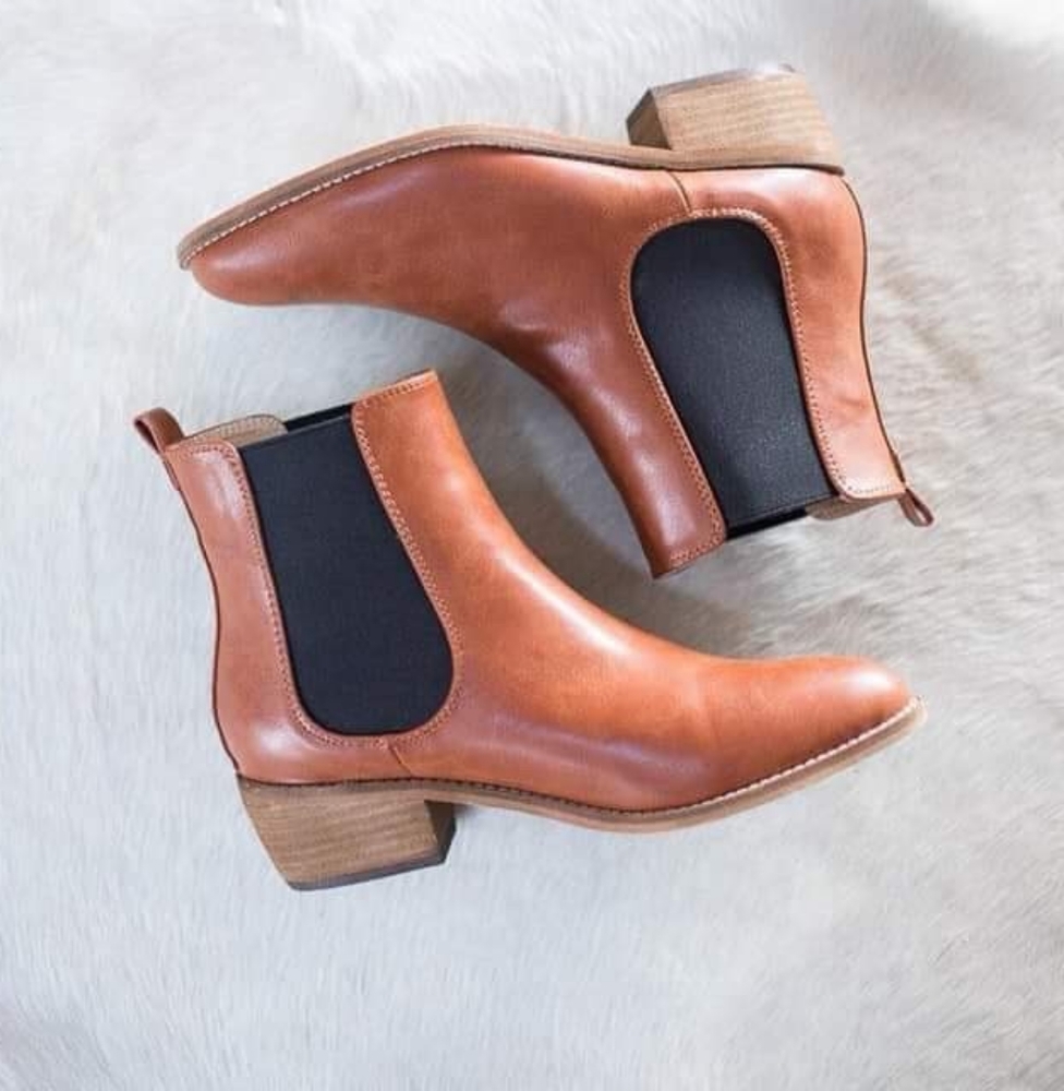 ARider Whiskey Ankle Boots